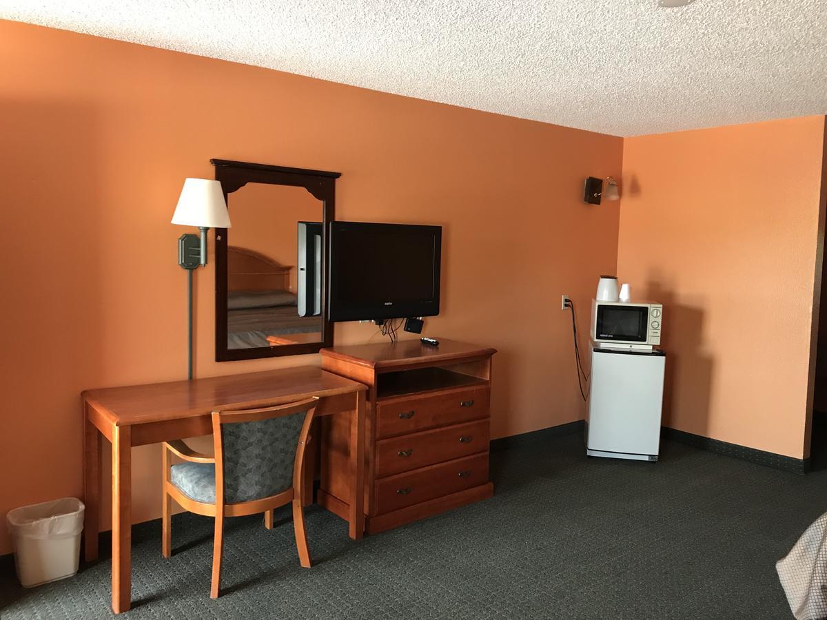 American Inn Cleburne Zewnętrze zdjęcie